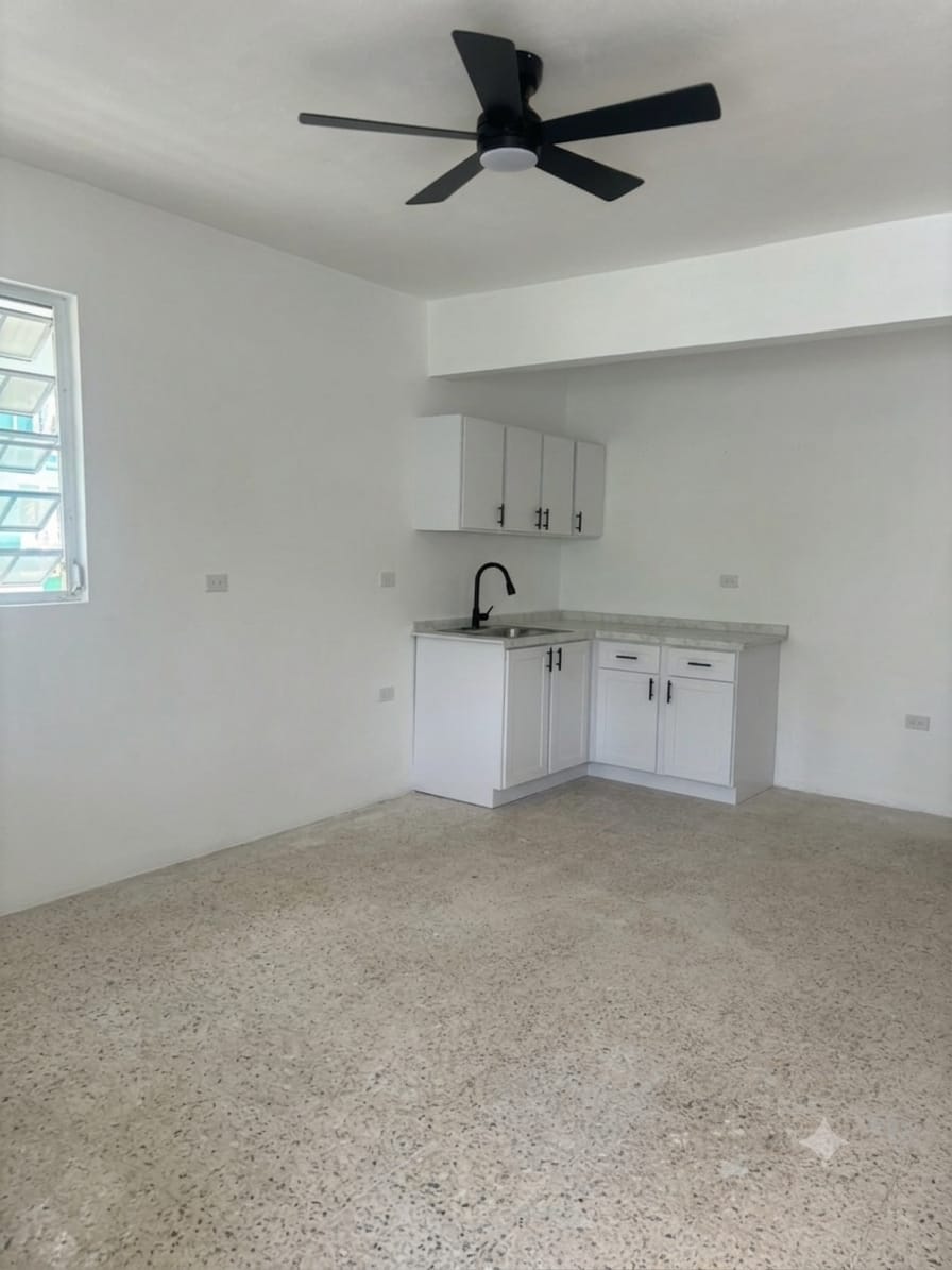 Property Gallery image 0